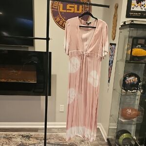 HOMAGE Pink & White Coverup